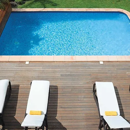 Amendoeira Iii Villa